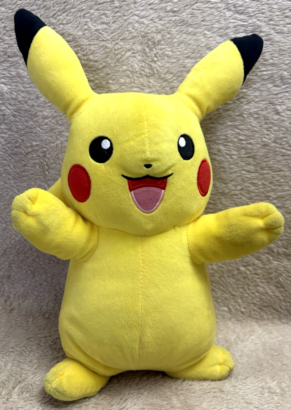 Jazwares Pokemon Pikachu 10.25 in Action Figure Whit Light Sounds & Motions